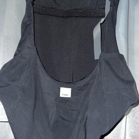 Vuori Swimsuit - Picture 5 of 9